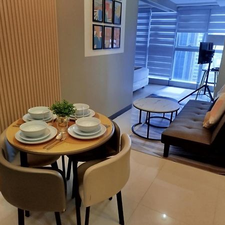 Uptown Parksuites Tower 1 Bgc Taguig Εξωτερικό φωτογραφία